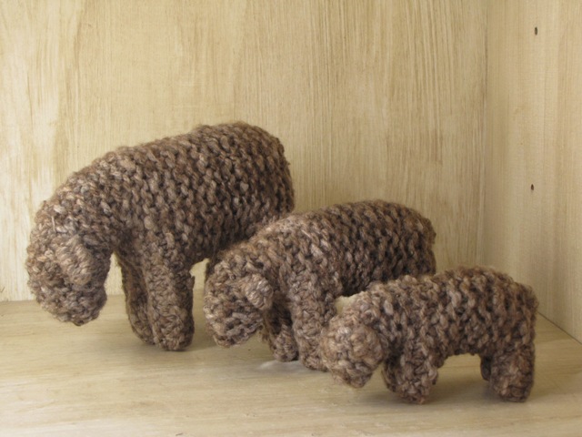 Knitted Family of Sheep